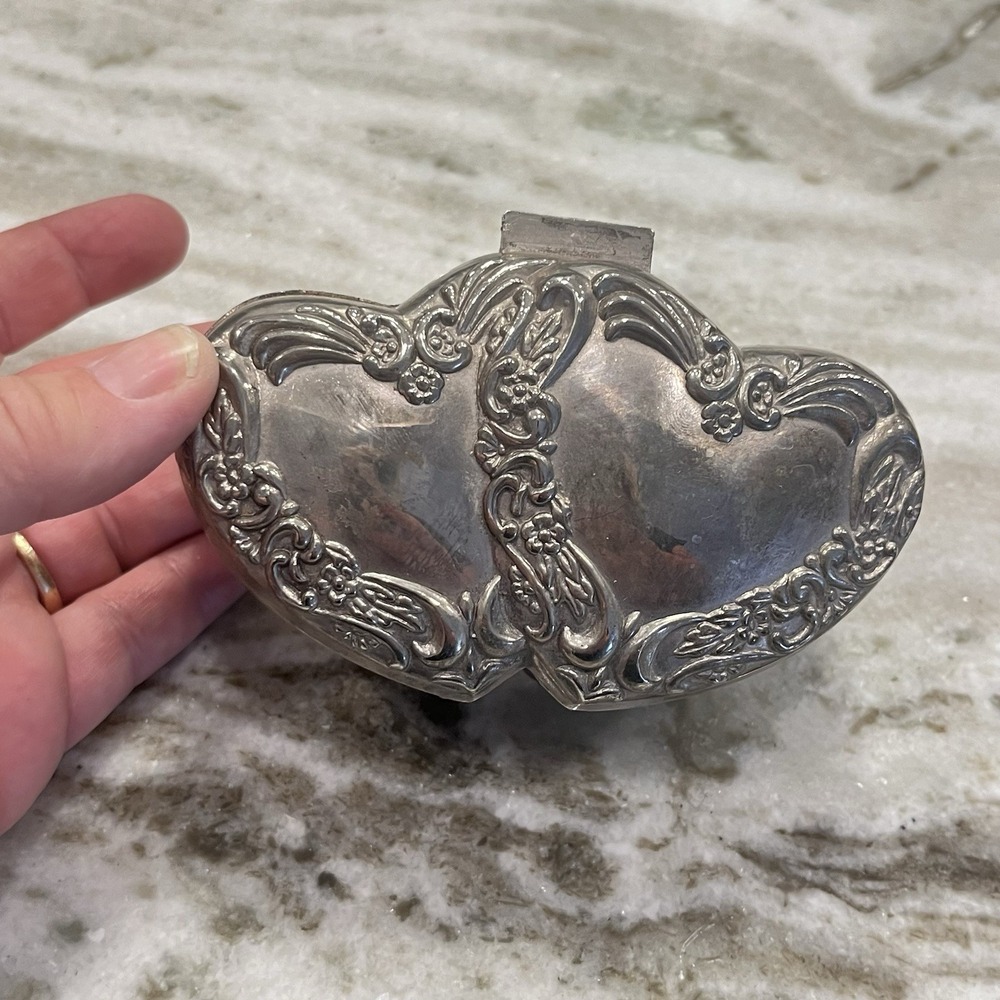 Vintage Silver Plated Double Heart Ornate Trinket Jewelry‎ Box